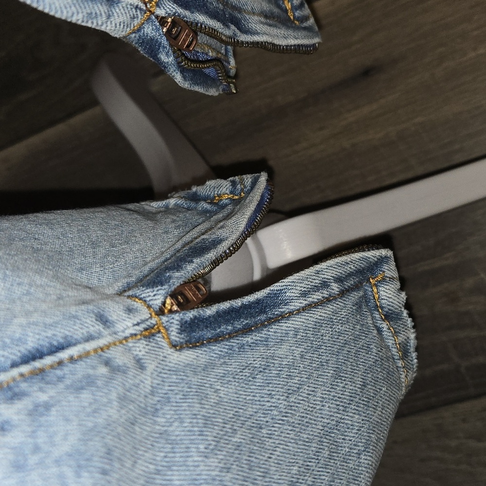 OneTeaspoon Distressed Light Blue Denim Jean - Picture 8 of 8